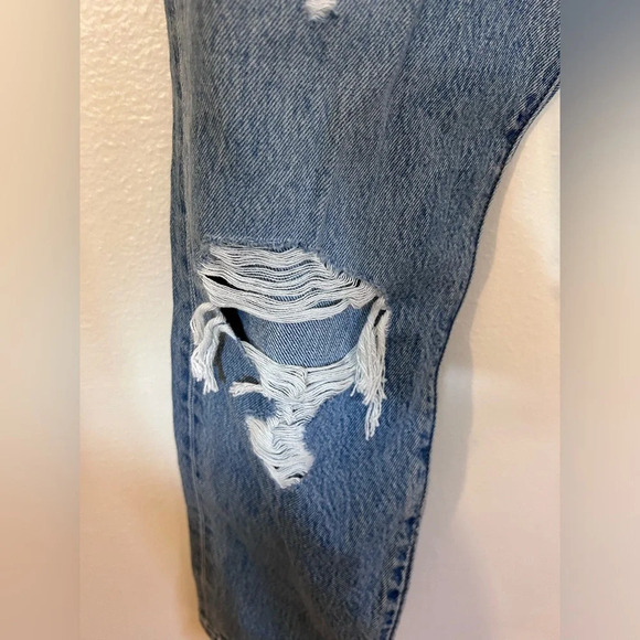 Levi’s Ankle Distressed Jeans size 28 WEDGIE - Picture 5 of 13